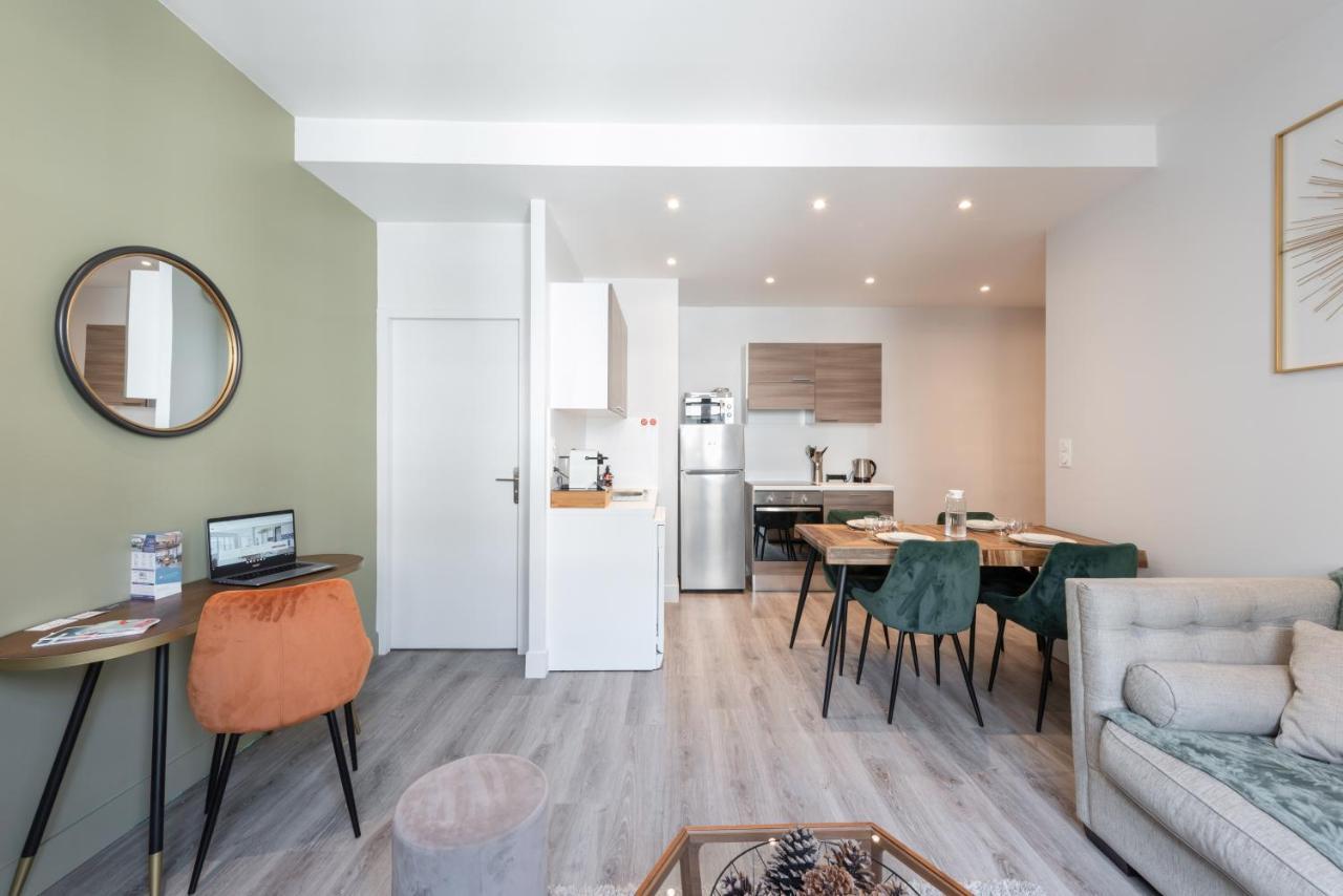 ליון Le Pompadour - Magnifique T2 Place Bellecour 4Eme Etage Sans Ascenseur - 4Th Floor No Elevator מראה חיצוני תמונה
